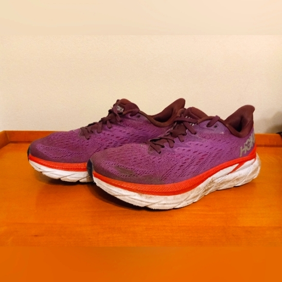 Hoka One One Shoes - Hoka One One Clifton 8 running shoes size 7B